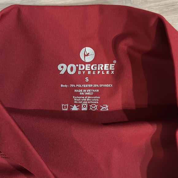 Like new deep red workout pants - Picture 4 of 4